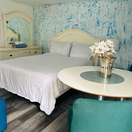 Cozy Studio Only 10 Minutes By Car Of Siesta Key 사라소타 외부 사진