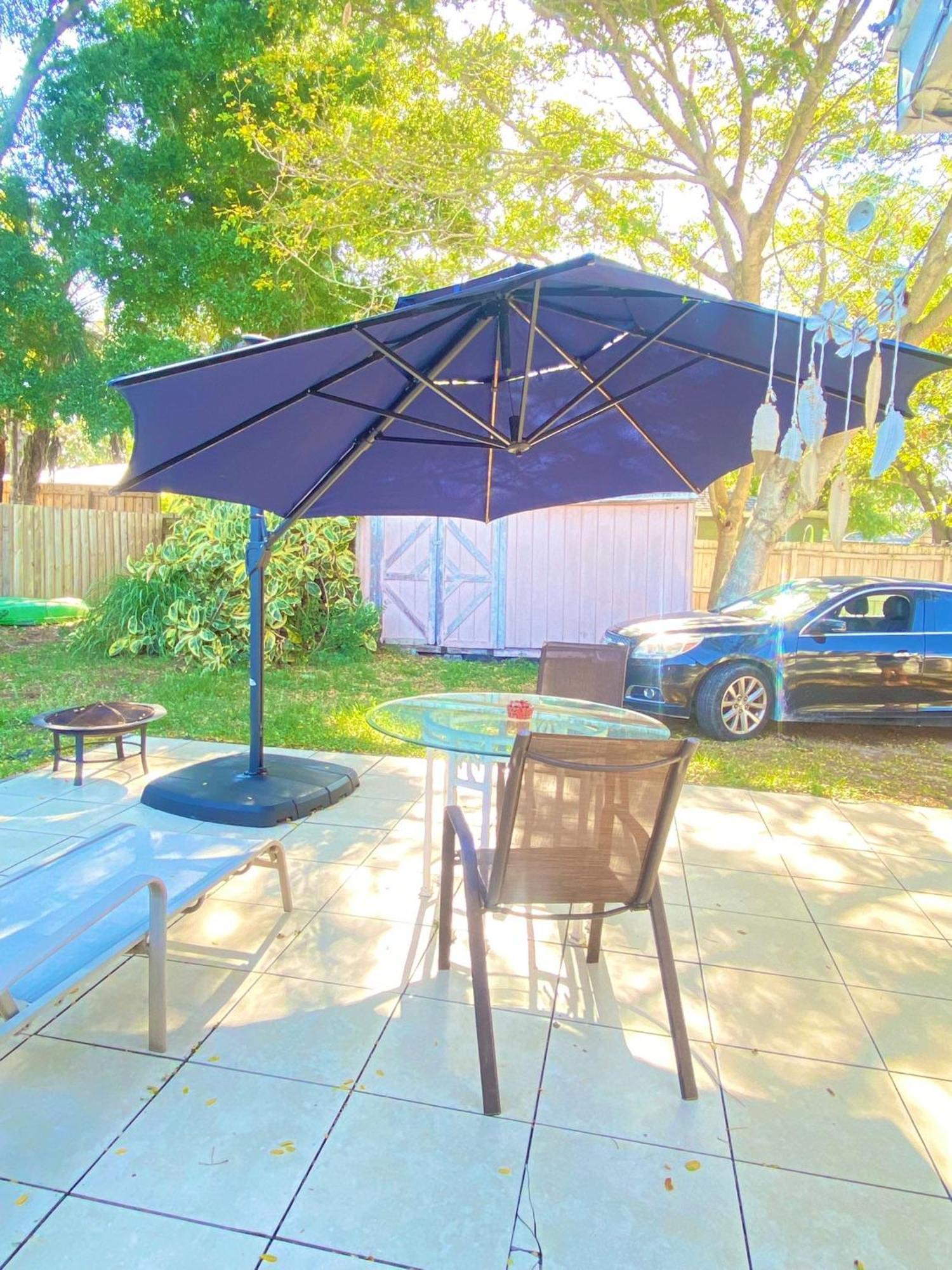 Cozy Studio Only 10 Minutes By Car Of Siesta Key 사라소타 외부 사진